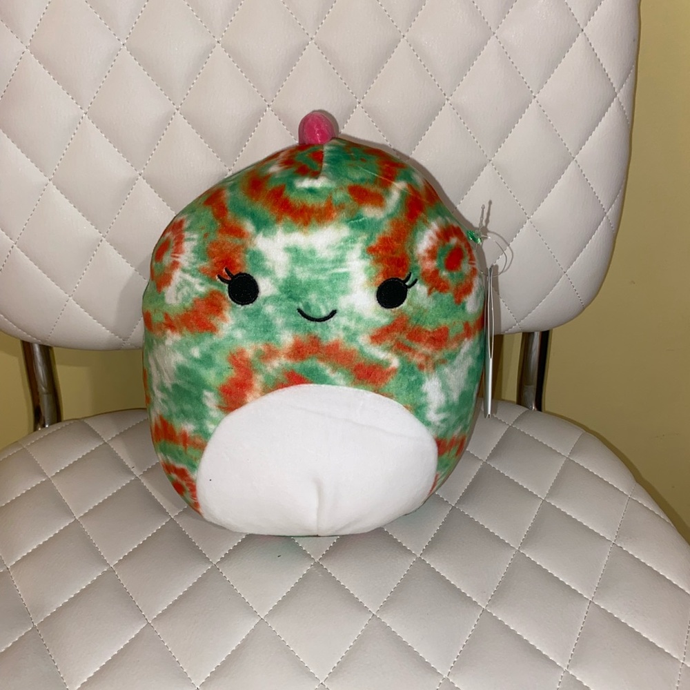 Winifred the Tie Dye Dino Squishmallows